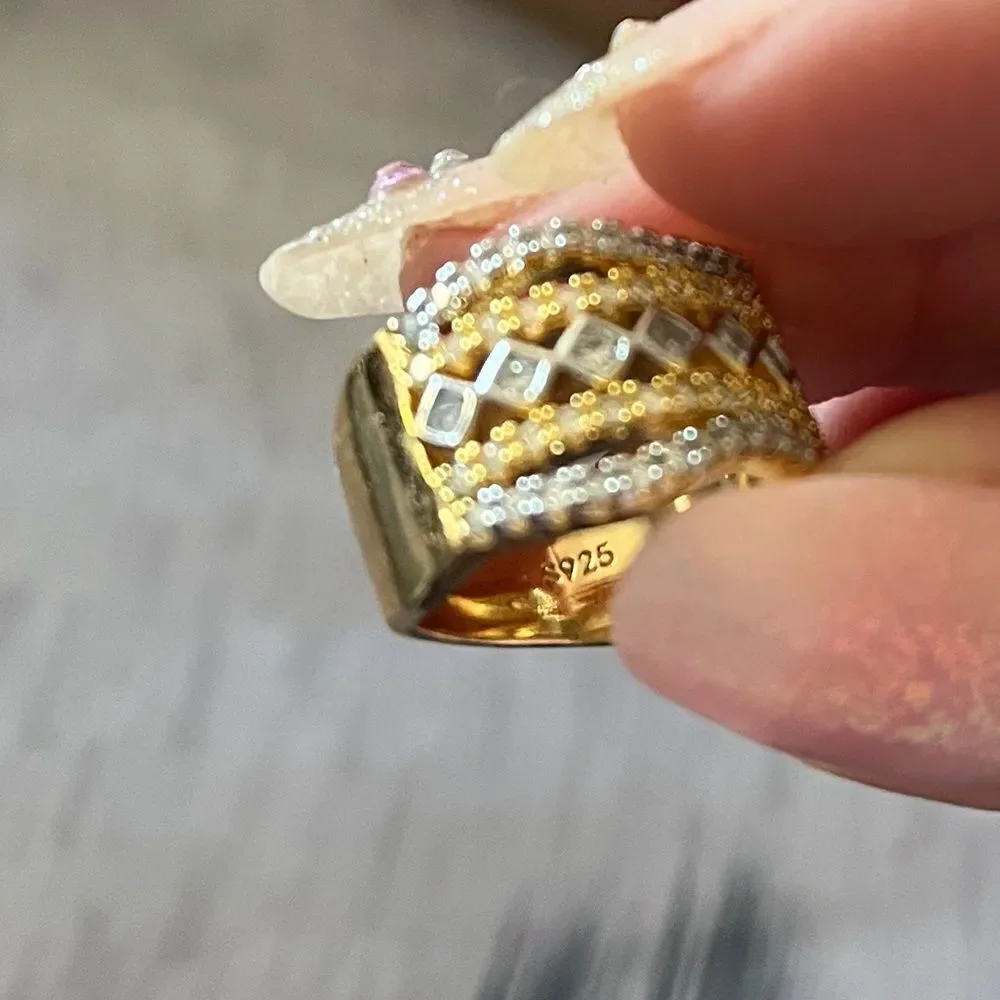 The Regency Two Tone Band Ring in size 6